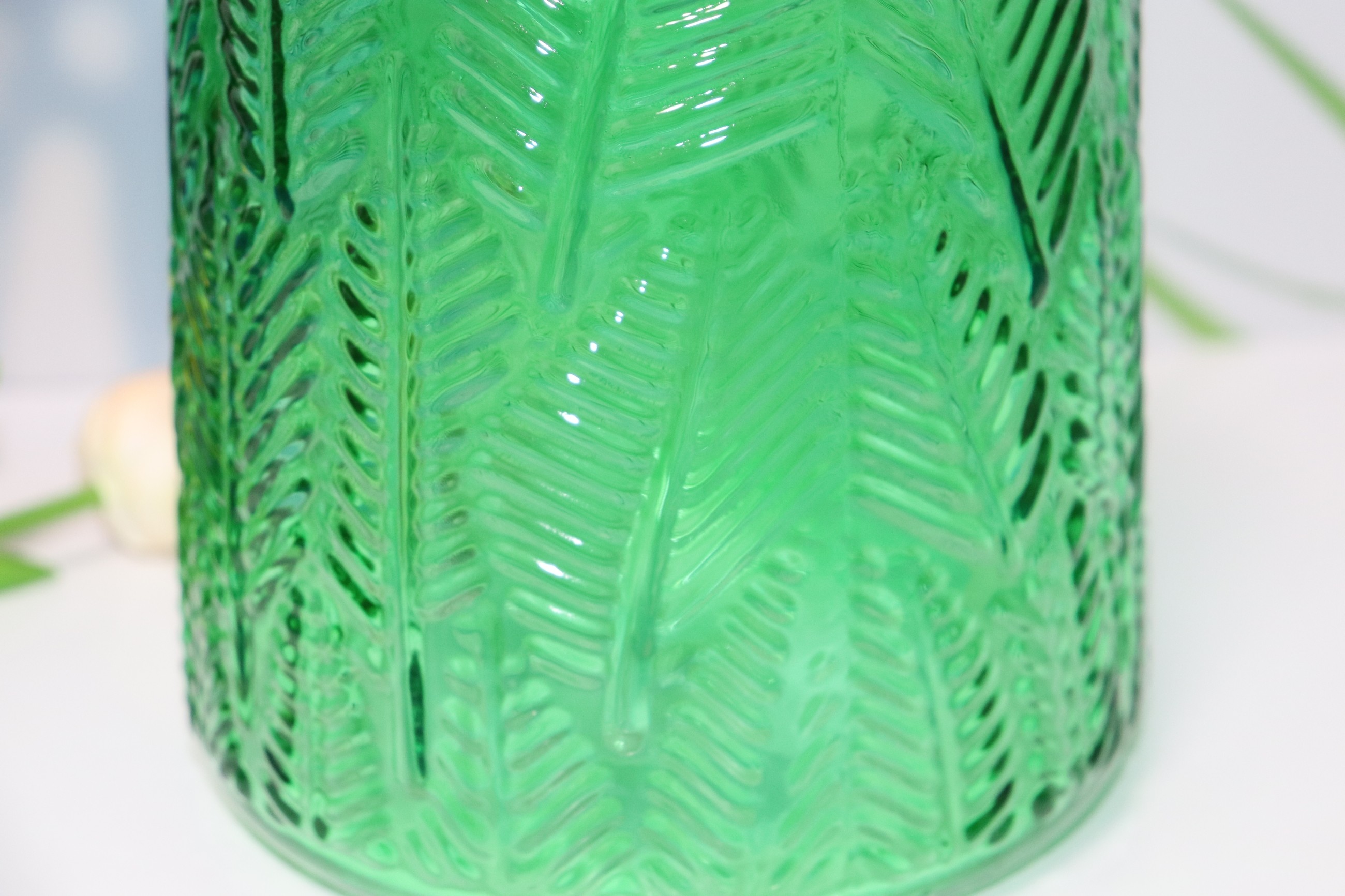 Green Transparent Hydroponic Art Glass Vase Decor for Home Furnishing Hotel Flower Shop Decoration